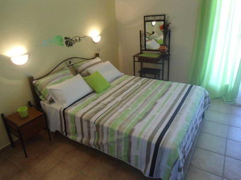 Machi Rooms Patitírion Exteriér fotografie